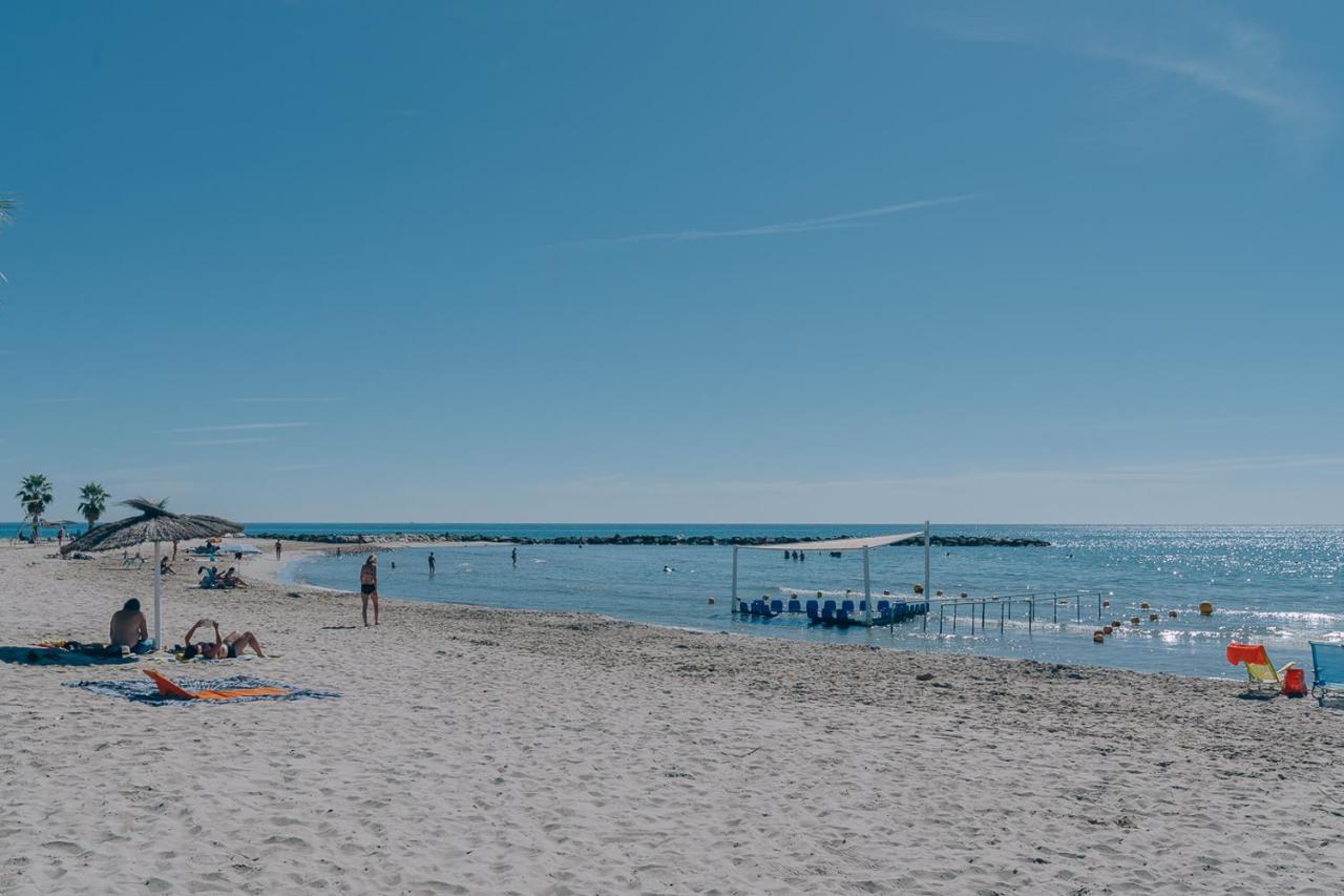 Vivienda Turistica Sunbeach-Xilxes Vt-42192-Cs Exteriör bild